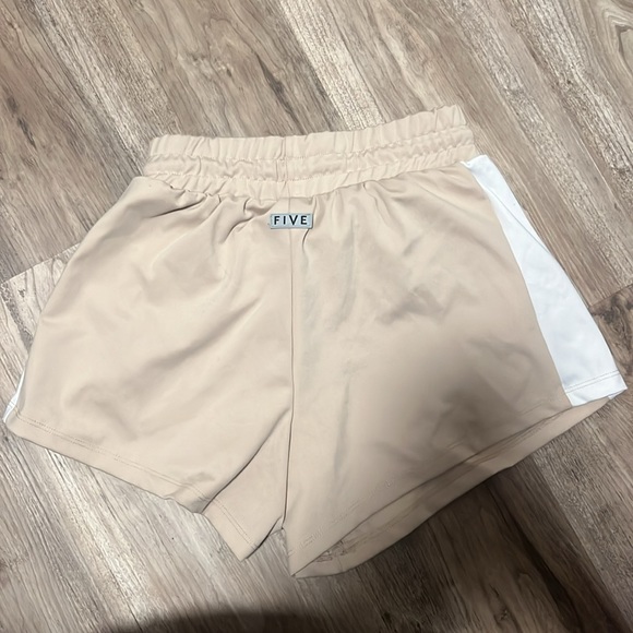 Five dance wear shorts - Picture 2 of 3